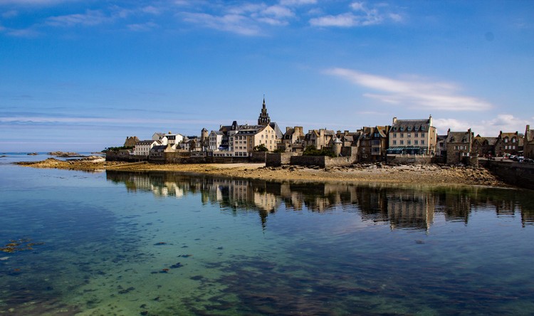 Les bonnes adresses pour séduire et rencontrer des célibataires en Bretagne