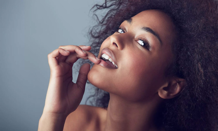 Pour quelles raisons certains hommes sont attirées par les femmes noires ?