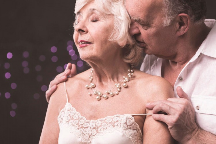 Libido et positions sexuelles du Kamasutra : conseils sexo pour les plus de 60 ans